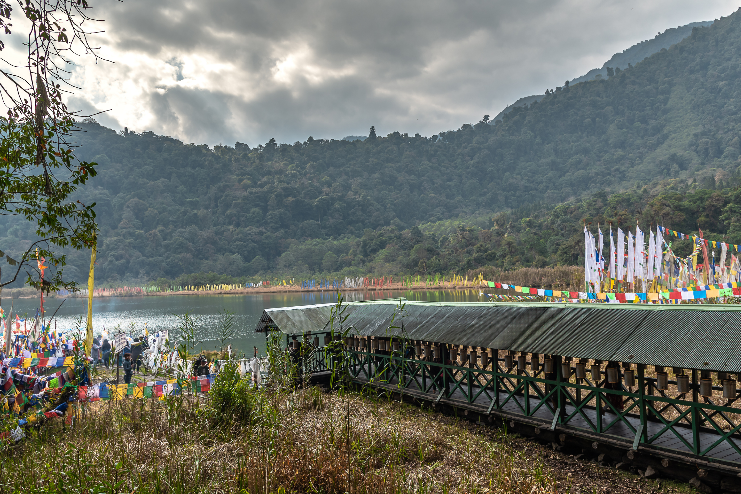 khecheopalri lake.webp